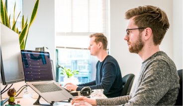 feature post